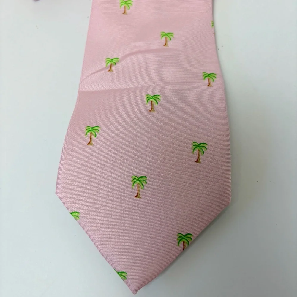 J. Crew The Silk Tie Pink with Green Palm Trees 100% Silk Tie‎